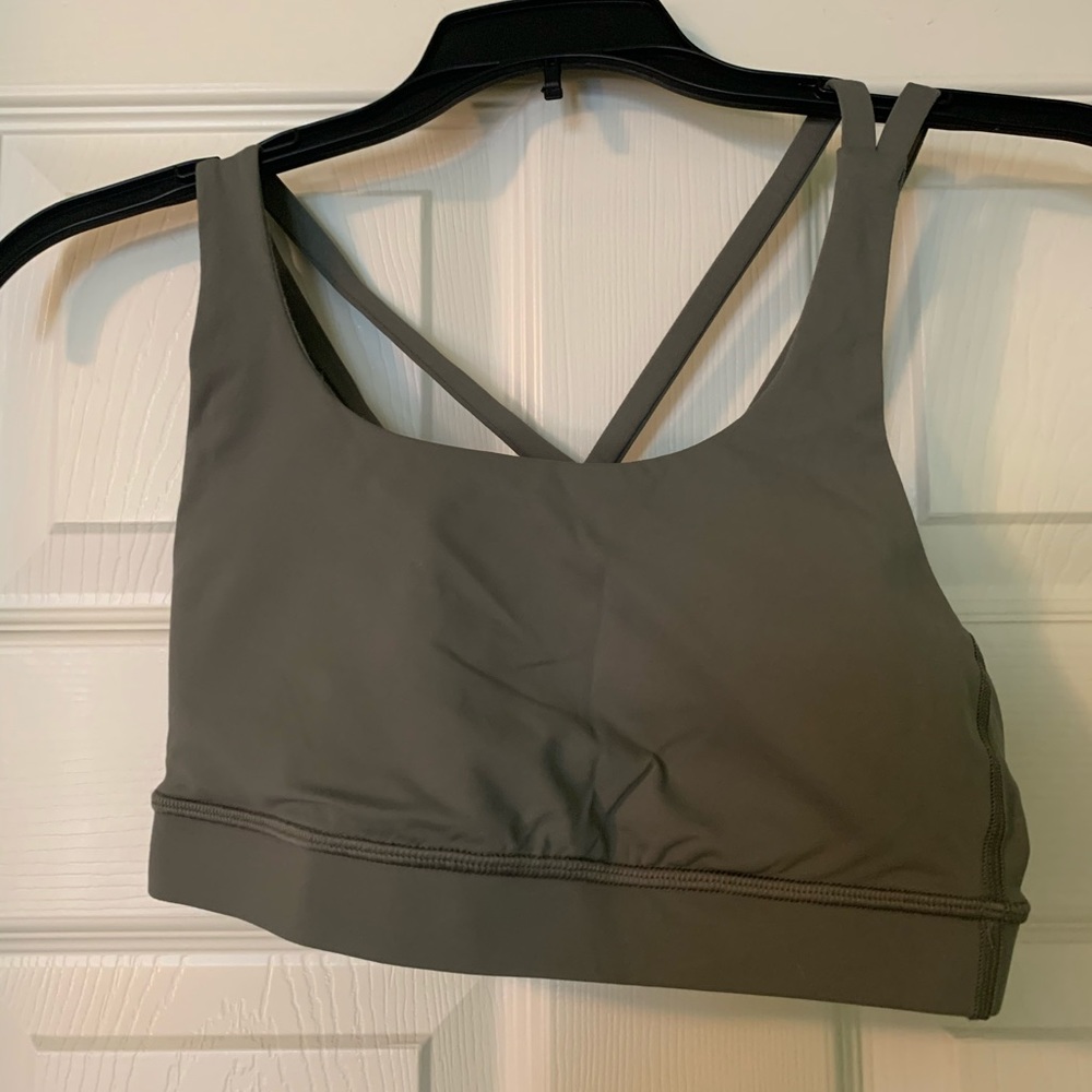 Lulu Size 4 Olive Sports Bra